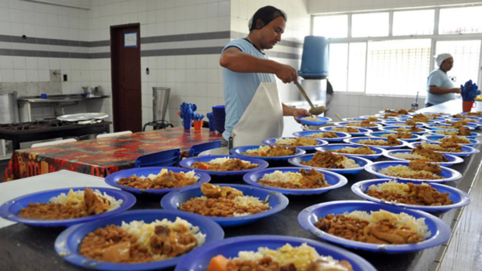 QUALIDADE DA MERENDA ESCOLAR EM PAUTA Câmara Municipal da Estância